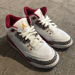 Air Jordan retro 3 cardinal red